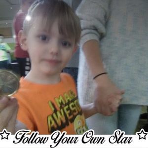 Meet your Posher, Caroline